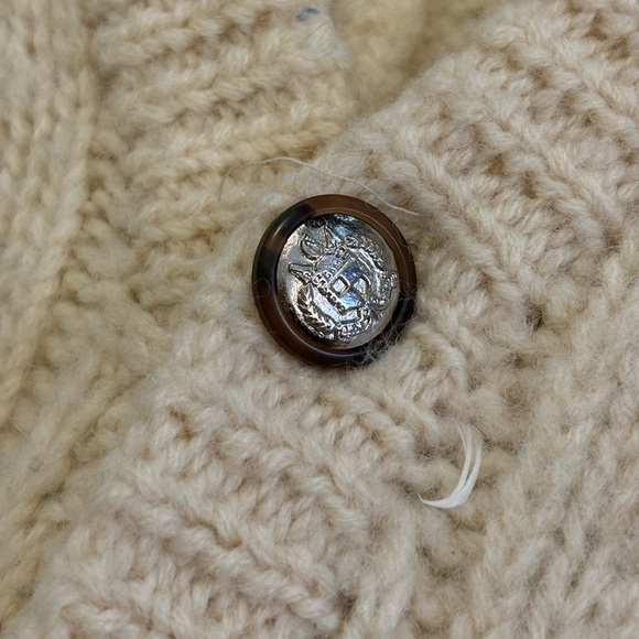 100% wool button down vintage sweater - Picture 8 of 9